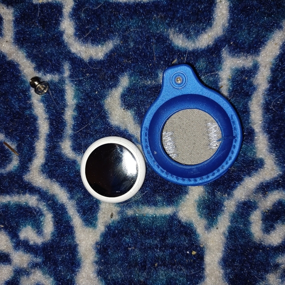 Unbranded Air Tag With Collar - Picture 4 of 7